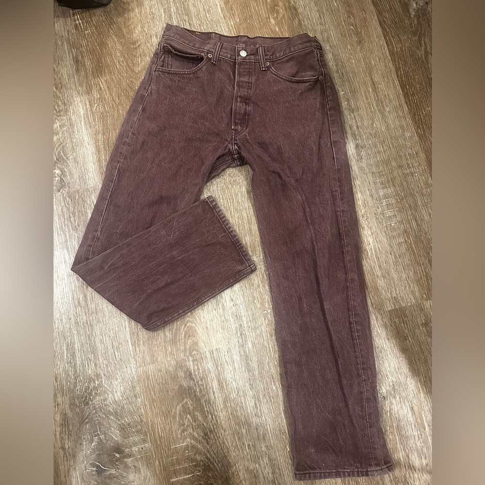 Levi's Women's Straight Leg Jeans in Brown